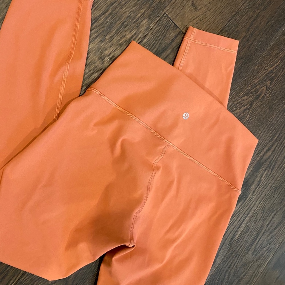 NWOT Lululemon leggings